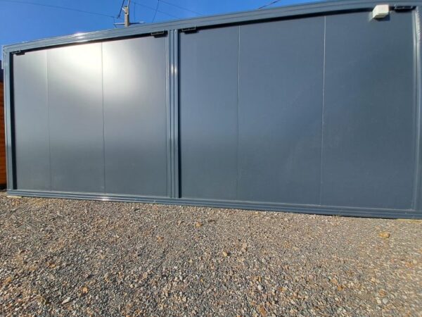 Module Préfabriqué de 13 m2 – Bardage Bois, Toit Plat + Façade Vitrée - Image 11